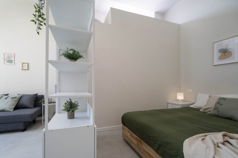 la-casa-del-falegname-monolocale-rovere