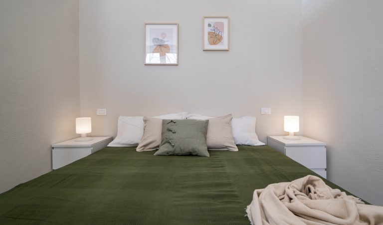 la-casa-del-falegname-monolocale-rovere